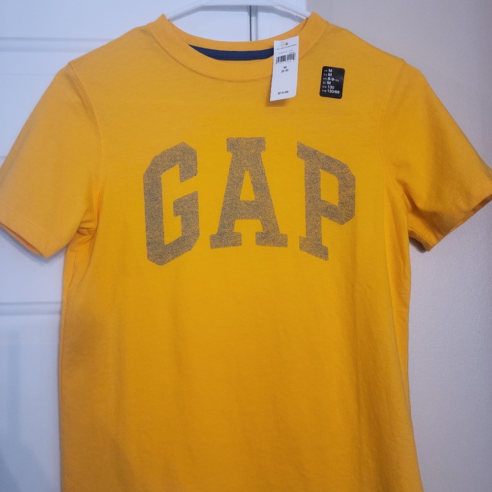NWT Yellow Gap Boys T Shirt
